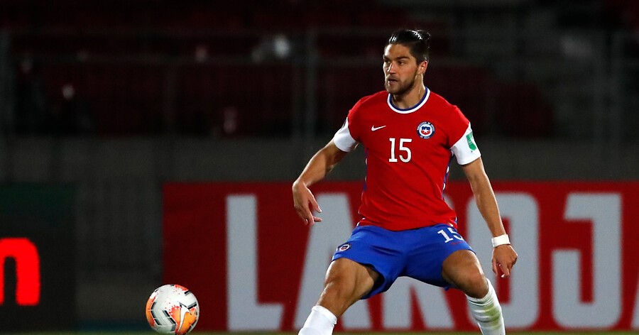 Francisco Sierralta fue liberado de la selección chilena tras arrojar positivo por Covid-19