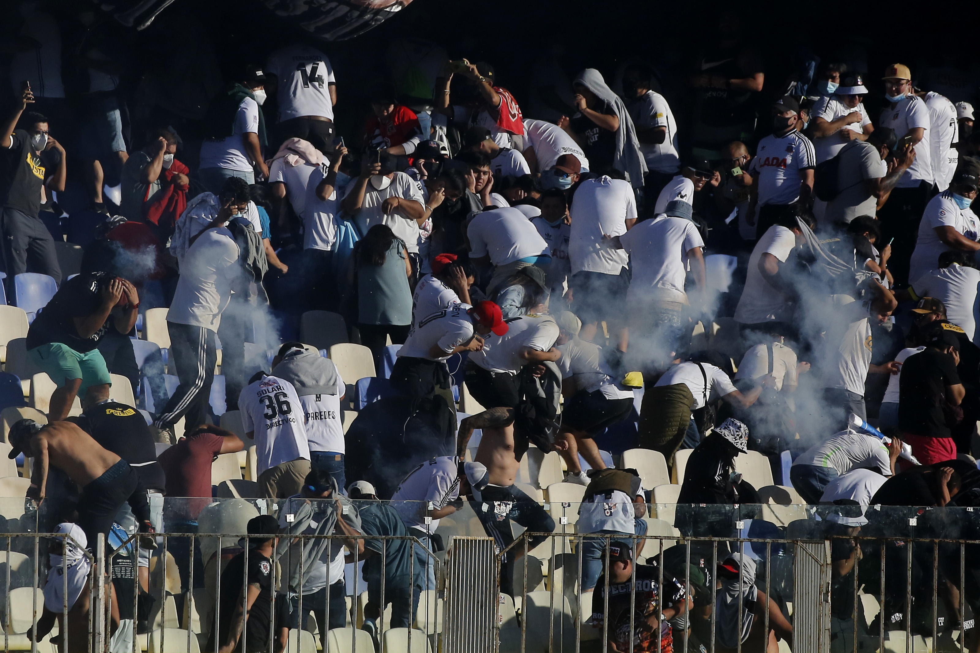 Carabineros reportó 22 detenidos por incidentes en la Supercopa en Concepción