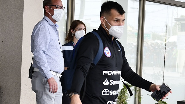 Gary Medel y Charles Aránguiz fueron sometidos a exámenes médicos en Calama