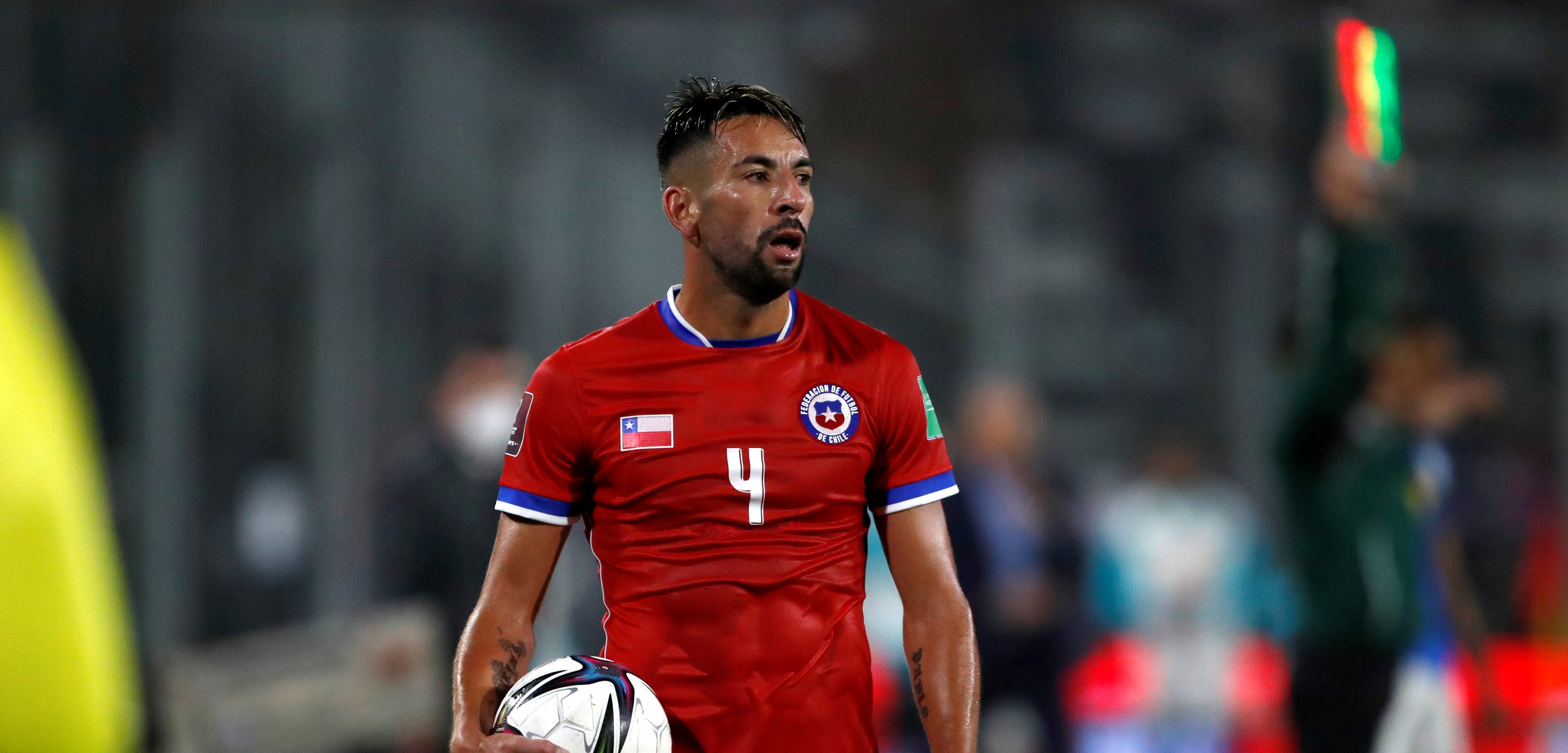 Martín Lasarte y el caso de Isla: Está en manos del Gobierno decidir, a mí me gustaría tenerlo