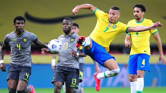 Médicos insisten en que el partido Ecuador-Brasil se juegue sin público por alza de contagios