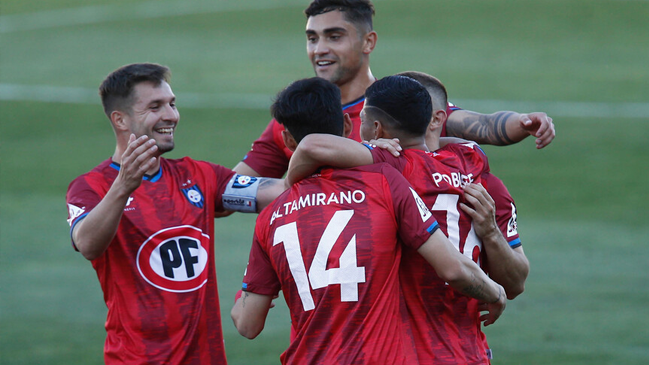 Colo Colo sondeó al volante de Huachipato Israel Poblete