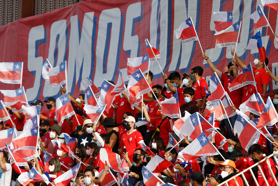 ¡Pura emoción! El Zorros del Desierto de Calama vibró con el himno de Chile