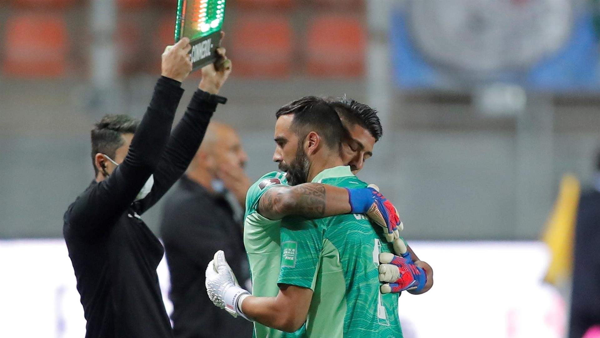 Martín Lasarte descartó a Claudio Bravo para el partido contra Bolivia