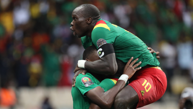 Camerún superó a Gambia y se metió en semifinales de la Copa Africana de Naciones