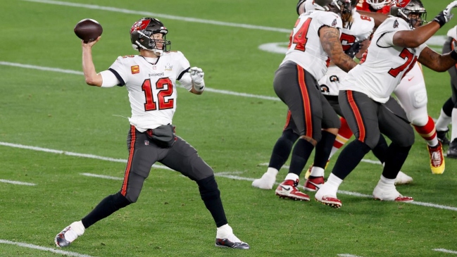 ¿Se retira o no? Entorno de Tom Brady desmintieron decisión del mariscal de campo