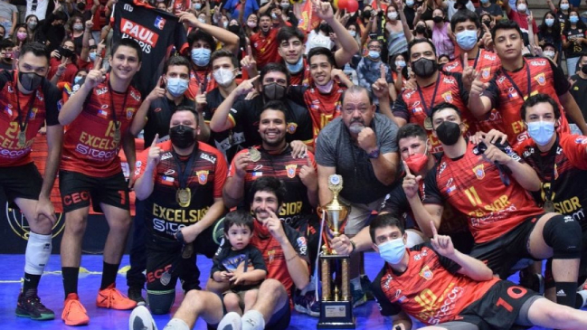 DT del campeón de la liga nacional de voleibol: Estamos haciendo ruido para llamar la atención de Farkas