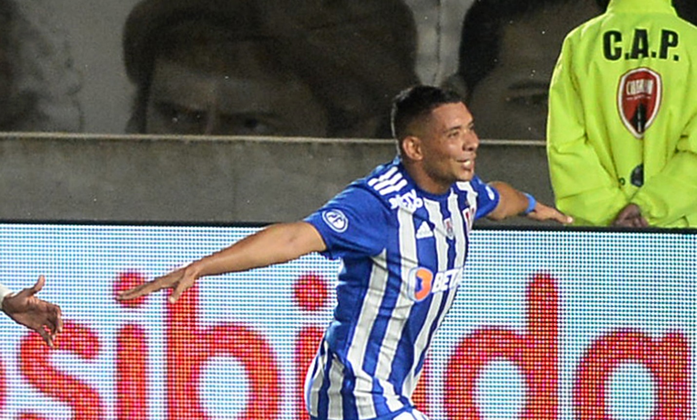 Cristian Palacios: No me siento el reemplazante de Larrivey