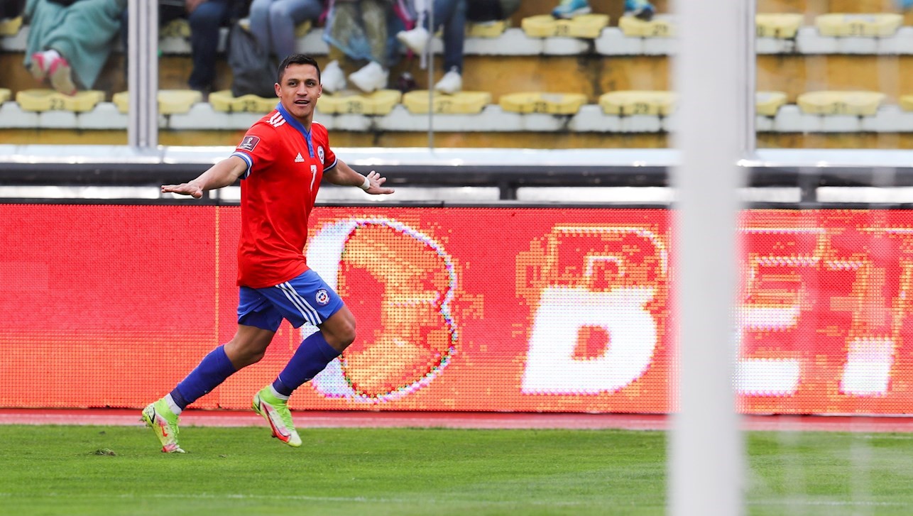 Alexis Sánchez superó a Marcelo Salas como el máximo goleador chileno en Clasificatorias