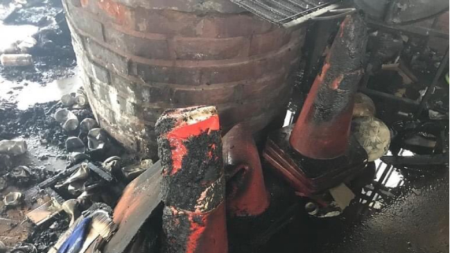 Feroz incendio consumió bodega con toda la indumentaria de Deportes Rengo