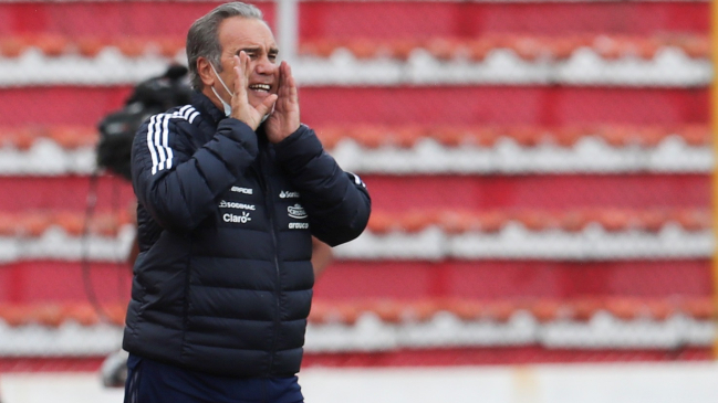 Lasarte sobre la dificultad del triunfo ante Bolivia: Tuvimos que cambiar la planificación por la cancha