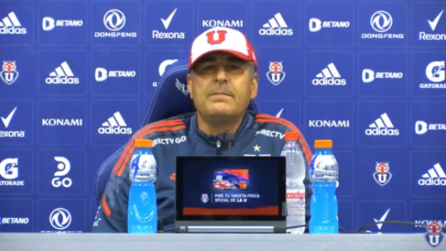 Santiago Escobar alabó a Ignacio Tapia: Tiene buena salida, biotipo y juego aéreo