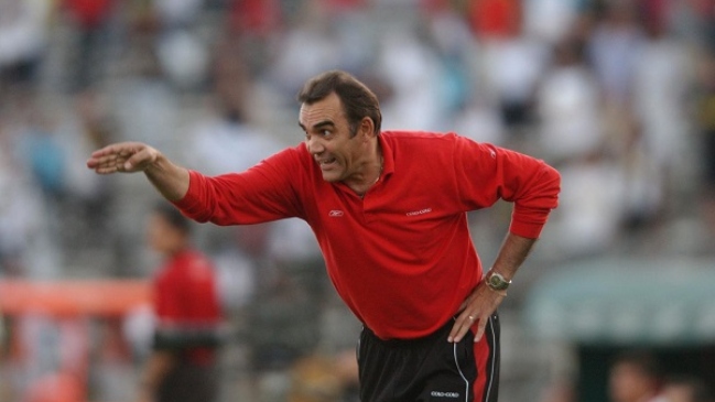 Ricardo Dabrowski: Es necesario para Colo Colo contar con otro delantero