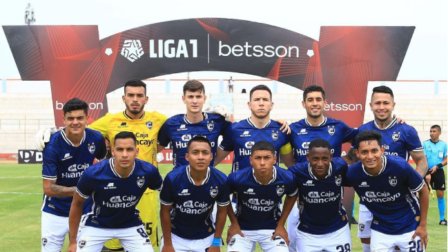 El arquero chileno Miguel Vargas atajó un penal en su debut en el fútbol peruano