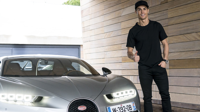Serie “Soy Georgina” mostró la gran colección de autos de Cristiano Ronaldo en Madrid