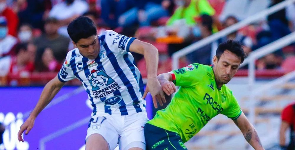 Necaxa contó con Jorge Valdivia y Angelo Araos en derrota ante Pachuca