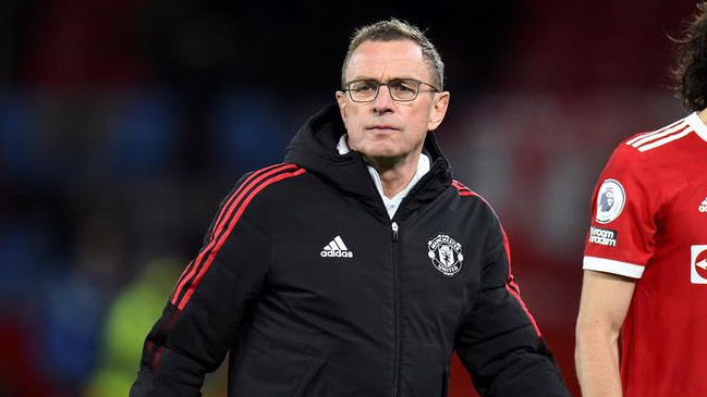 Jugadores Manchester United se enojaron con Ralf Rangnick por revelar temas internos del plantel