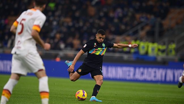 José Mourinho: Alexis no estaba en su hábitat en Manchester, en Inter es feliz