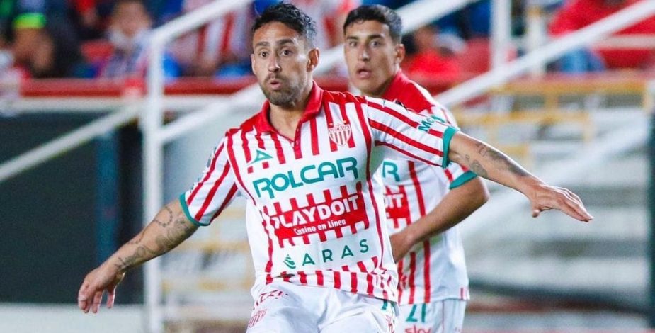 Jorge Valdivia dejará Necaxa tras la salida de Pablo Guede