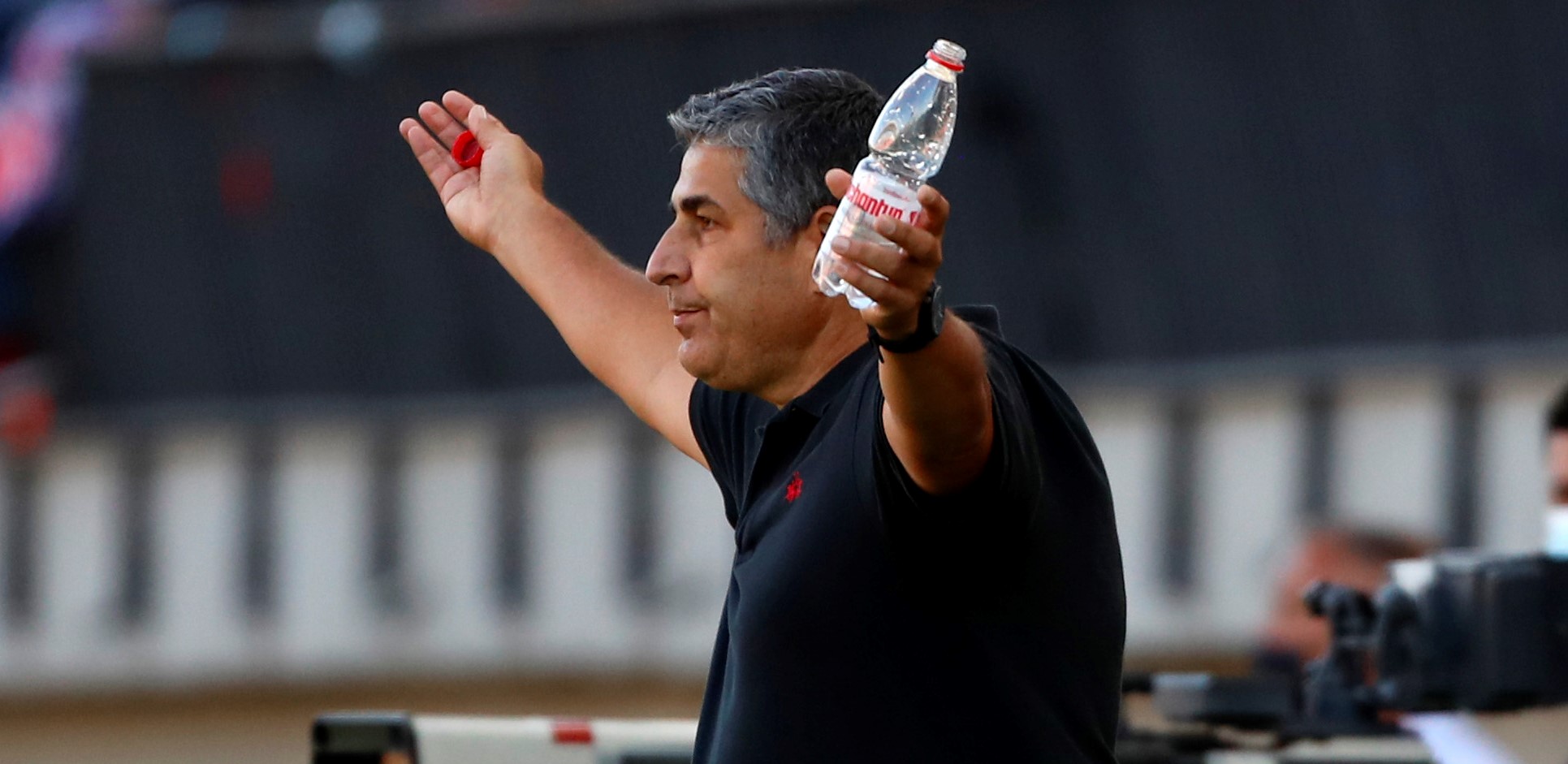 Escobar y el clásico con Colo Colo: La estadística es pasado, al jugador hay que irradiarlo con mentalidad ganadora