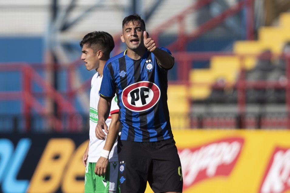 Huachipato se repuso de la derrota inicial y sumó sus primeros tres puntos en el Campeonato Nacional