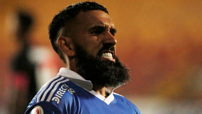 Ronnie Fernández aprovechó la única que tuvo y fue el héroe del triunfo de la U sobre Antofagasta