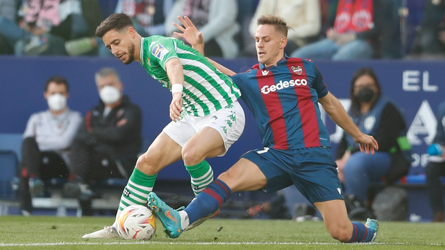 Betis derrotó a Levante y se afianzó en la tercera posición de la Liga