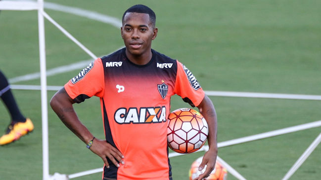 Fiscalía italiana pidió orden de arresto y extradición para Robinho