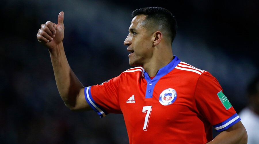 Columnista inglés resaltó a Alexis Sánchez: Si Chile aún tiene una remota chance de ir a Qatar es por él