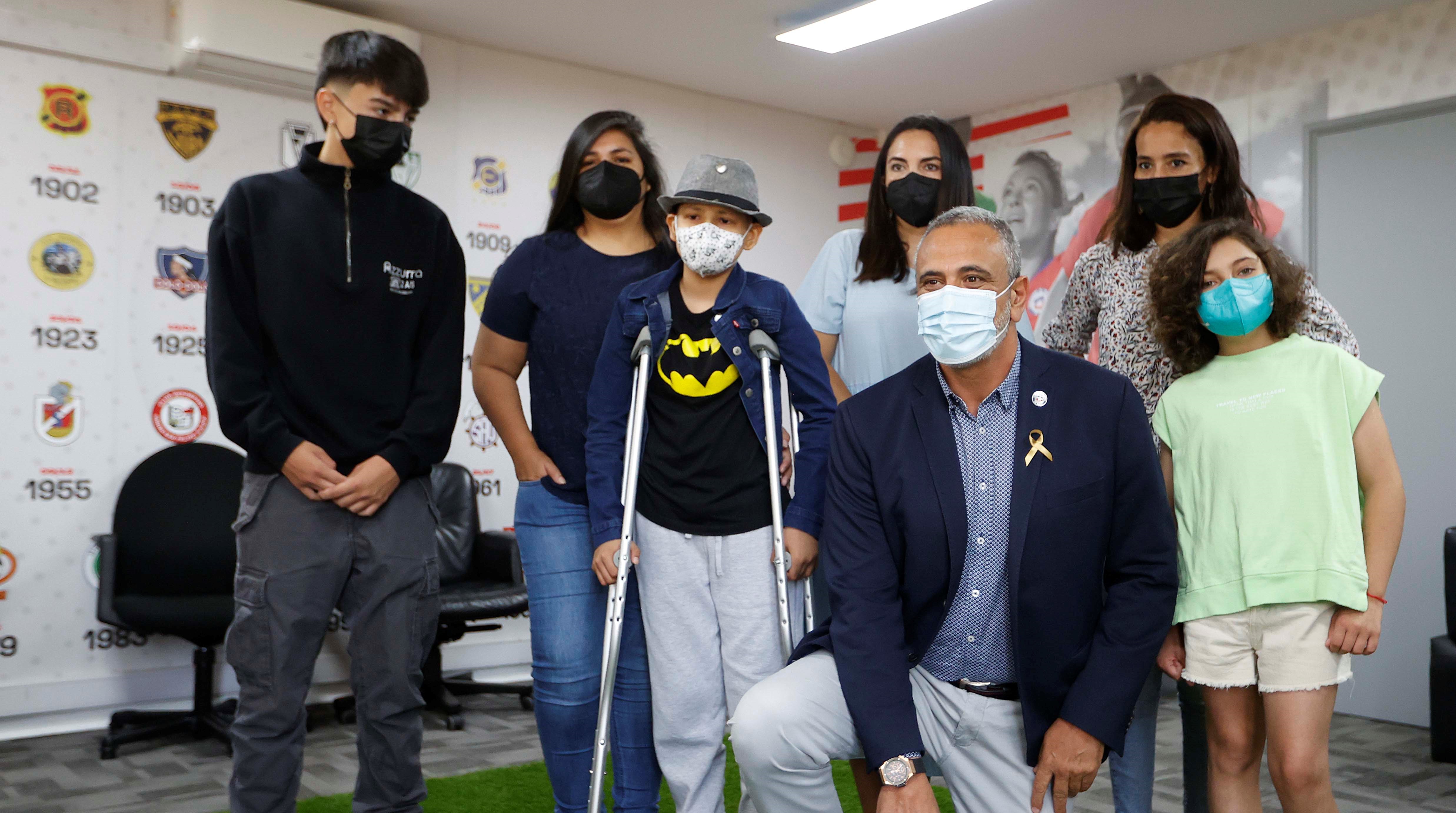 El fútbol profesional se unió en campaña por la concientización del cáncer infantil