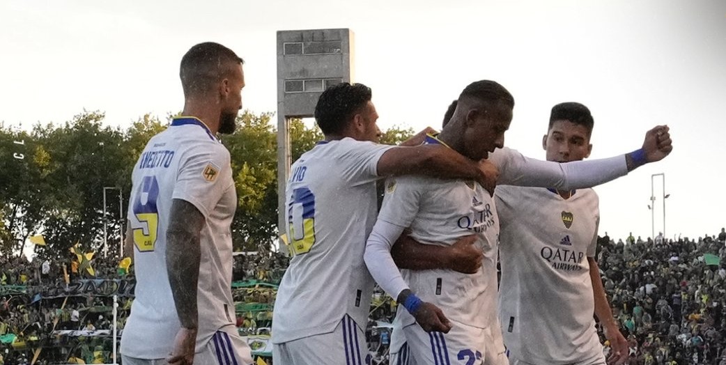 Sebastián Villa comandó con un doblete la victoria de Boca Juniors sobre Aldosivi