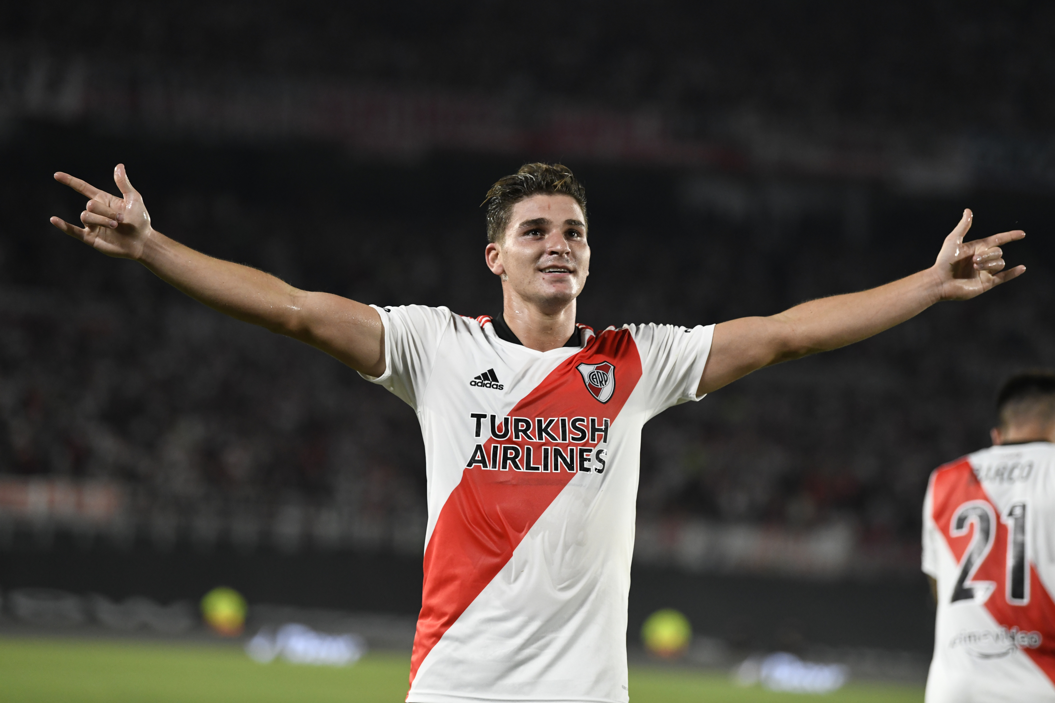 River Plate se repuso a un autogol de Paulo Díaz y con triplete de Julián Alvarez lo remontó ante Patronato