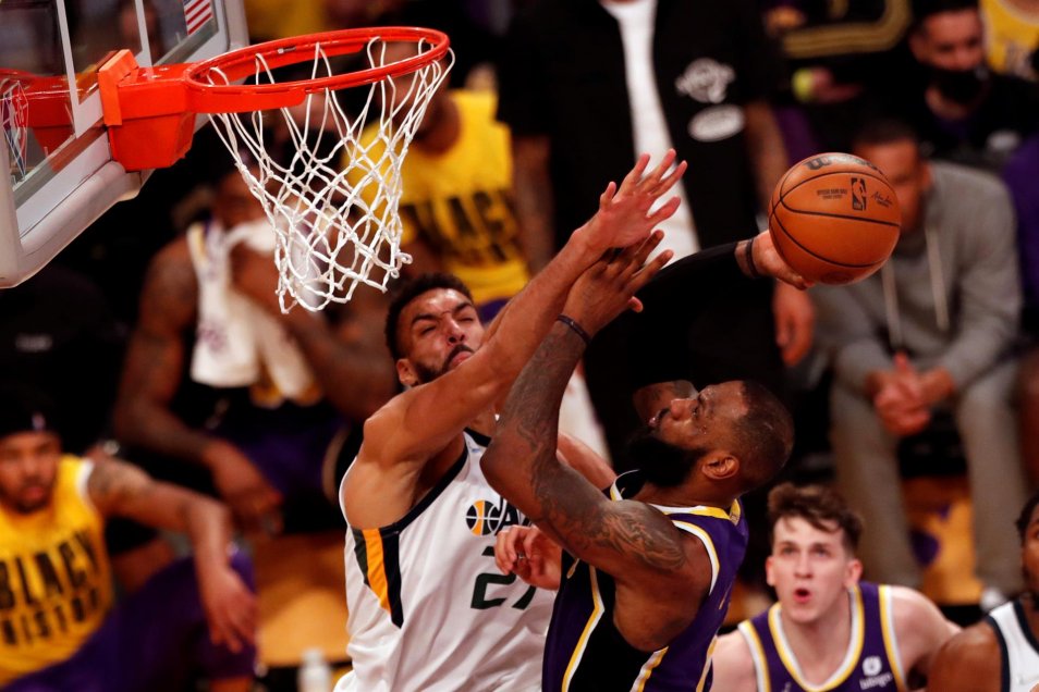 Los Lakers sumaron revitalizador triunfo y vencieron el favoritismo de ante Utah