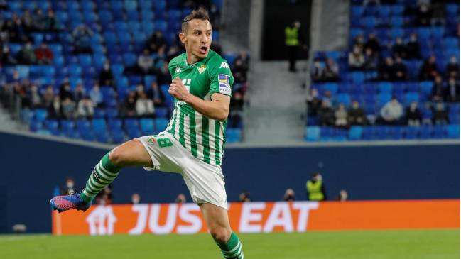 Andrés Guardado aprovechó un error defensivo y selló el triunfo de Real Betis ante Zenit