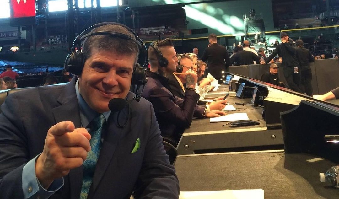 WWE despidió al icónico relator en español Carlos Cabrera