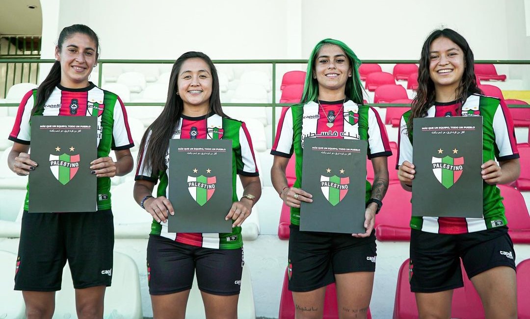 Cuatro jugadoras firmaron sus primeros contratos como profesionales en Palestino