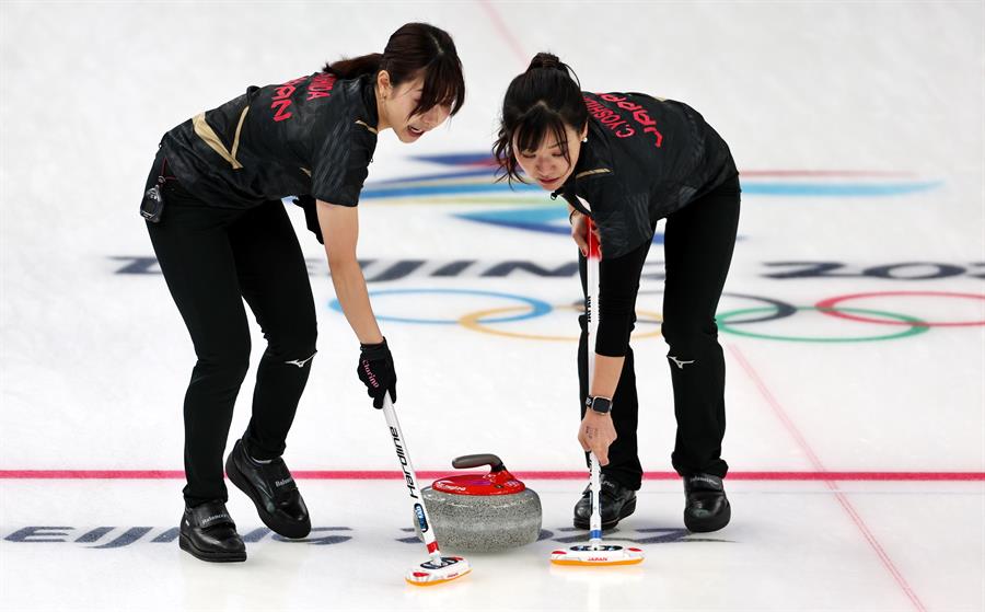 Japón y Gran Bretaña se jugarán el oro femenino en curling de los Juegos de Invierno