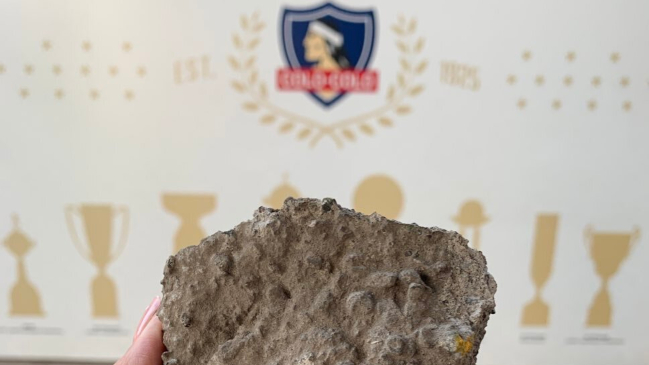 Audax Italiano exhibió con indignación el “regalo” de hinchas de Colo Colo