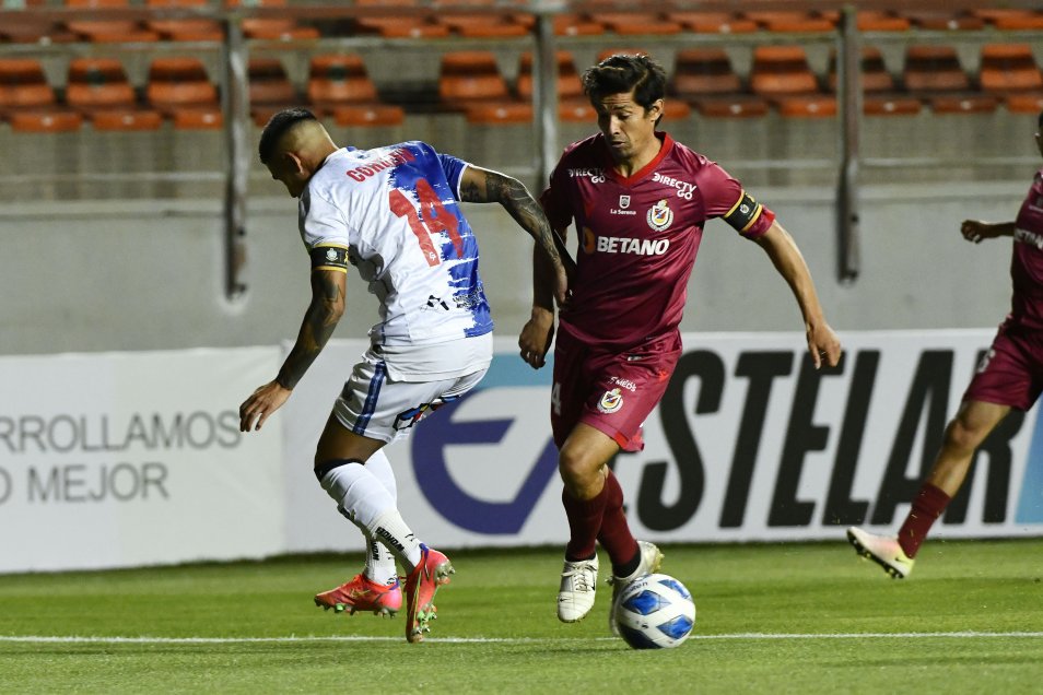 Matías Fernández anotó un golazo en la igualdad de La Serena frente a Antofagasta