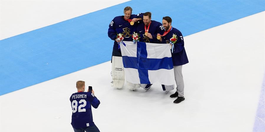 Finlandia venció a Rusia en hockey sobre hielo y ganó el último oro de los Juegos de Invierno