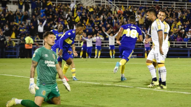 Emiliano Vecchio falló un penal y Boca Juniors se impuso a Rosario Central en Argentina