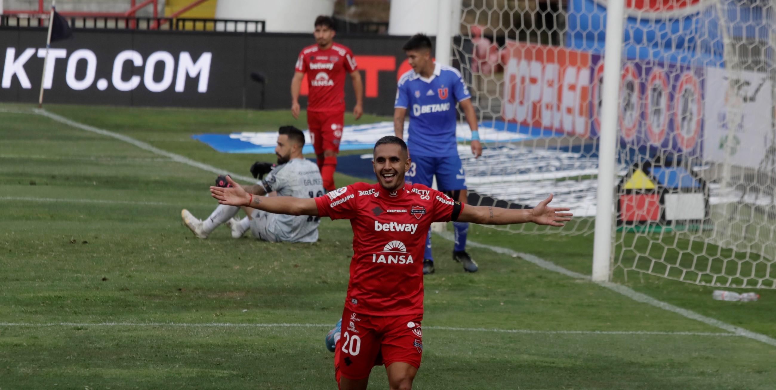Federico Mateos desató la alegría de Ñublense con el gol que tumbó a la U