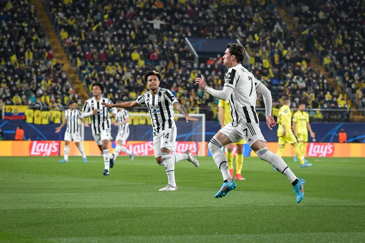 Dusan Vlahovic marcó a los 33 segundos en el empate de Juventus ante Villarreal en la Champions