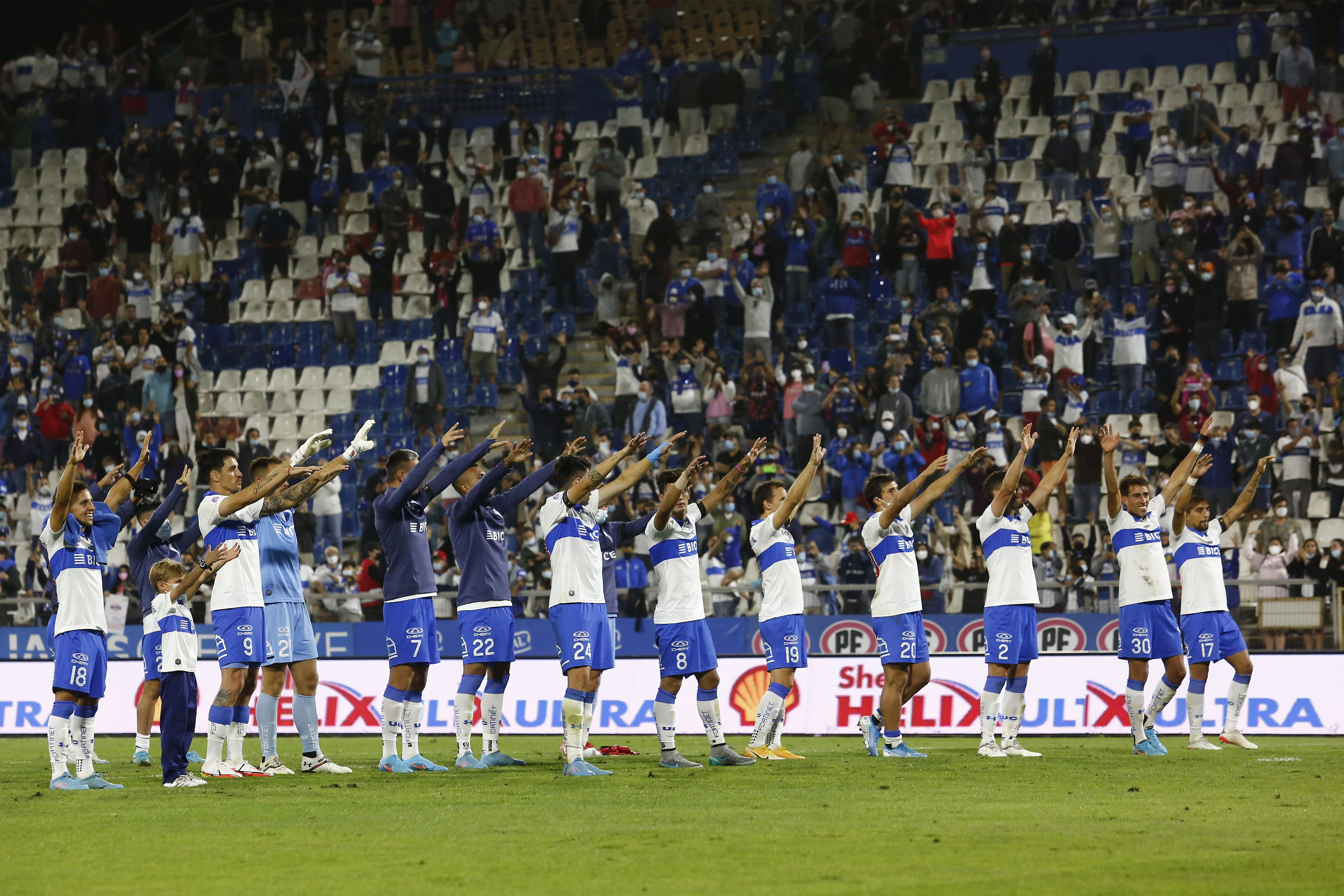 “La Franja”: Universidad Católica fichó a Nehuén Paz y prepara la visita a Palestino
