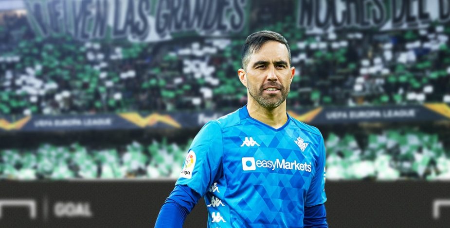 ¿Volverá a la acción? Claudio Bravo fue citado para el duelo de Betis ante Zenit en Europa League