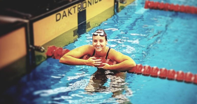 Kristel Köbrich ganó medalla de oro en Campeonato Nacional de Natación en Argentina