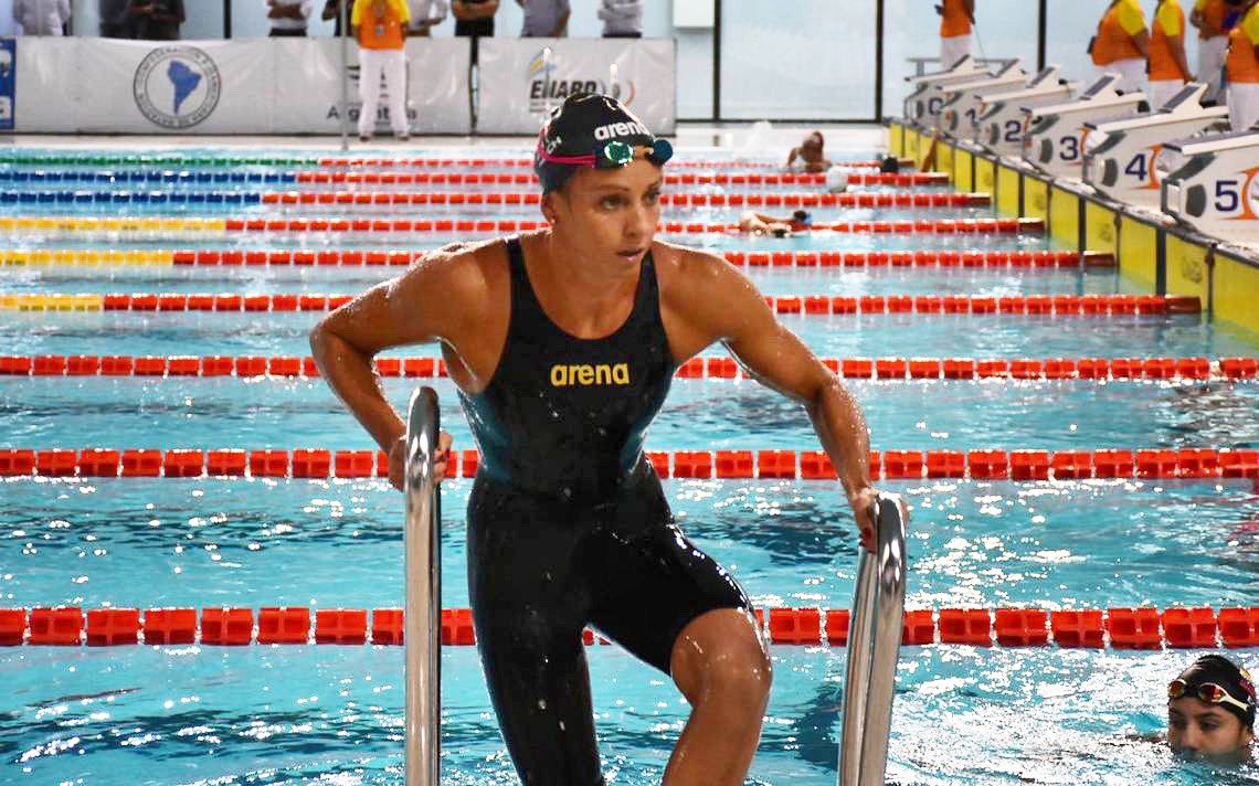 Kristel Köbrich conquistó una nueva medalla de oro en Campeonato Nacional de Natación de Argentina