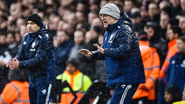 Leeds United oficializó la destitución de Marcelo Bielsa