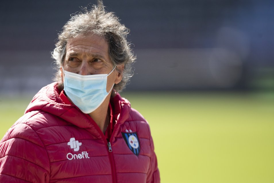 Huachipato le propinó a Colo Colo su primera derrota del torneo en el Estadio CAP