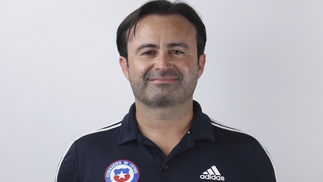 Alex Castro, DT de la Roja sub 17 femenina: No hay mucha información de los rivales